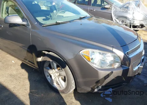 2011 Chevrolet Malibu Ls z USA, uszkodzony, nr VIN 1G1ZB5E16BF217089